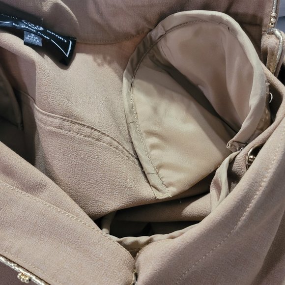 St. John Sport By Marie Gray Tan Gold Buttons Trim Shoulder Pads Blazer Small - Picture 6 of 7